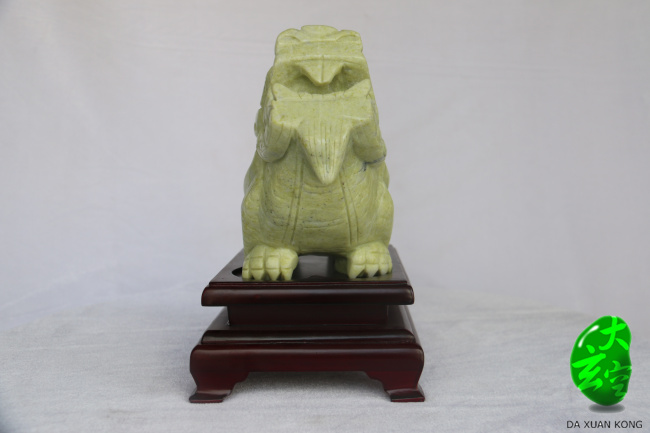 赑屃 大：16800￥ ?。?800￥